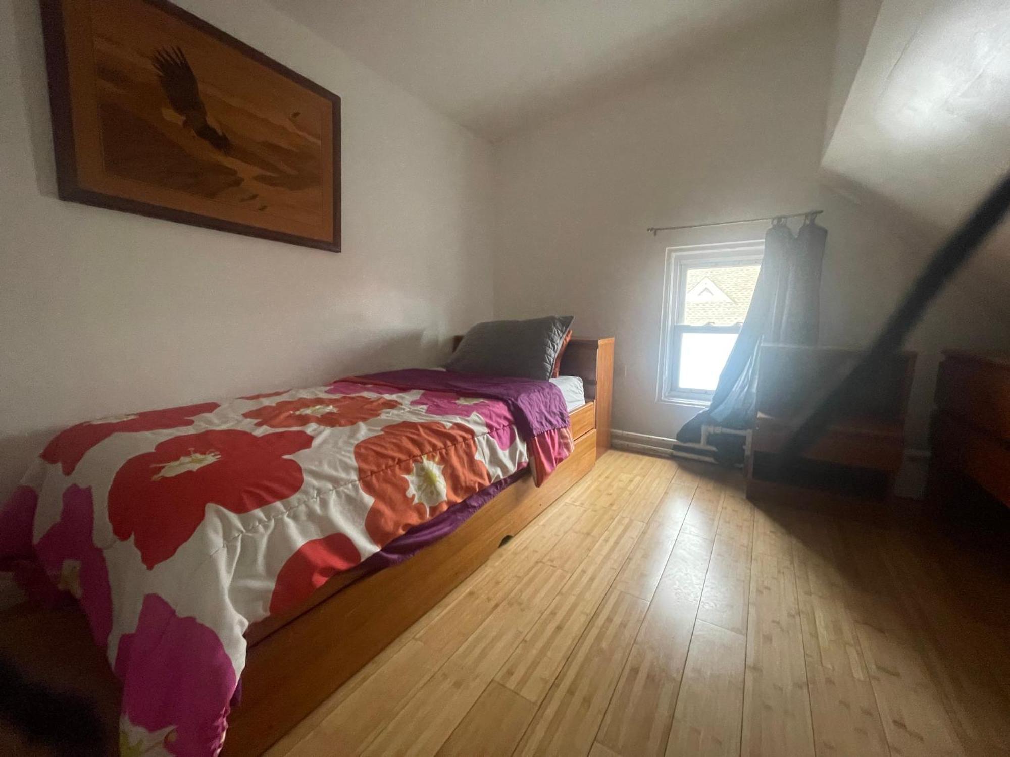 Private Loft 5 Min Away From Lga Apartment New York Bagian luar foto